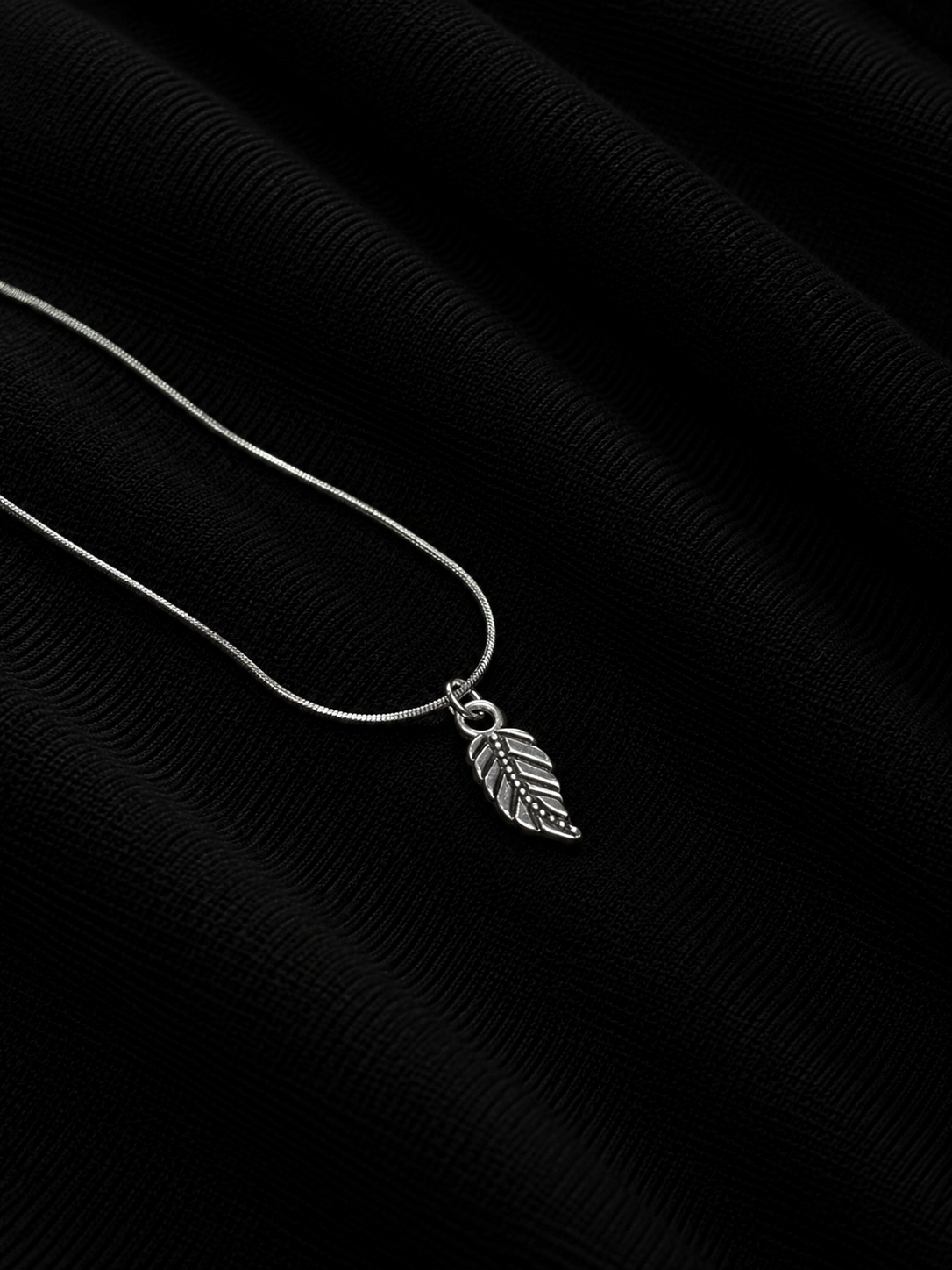 Feather Pendant Chain