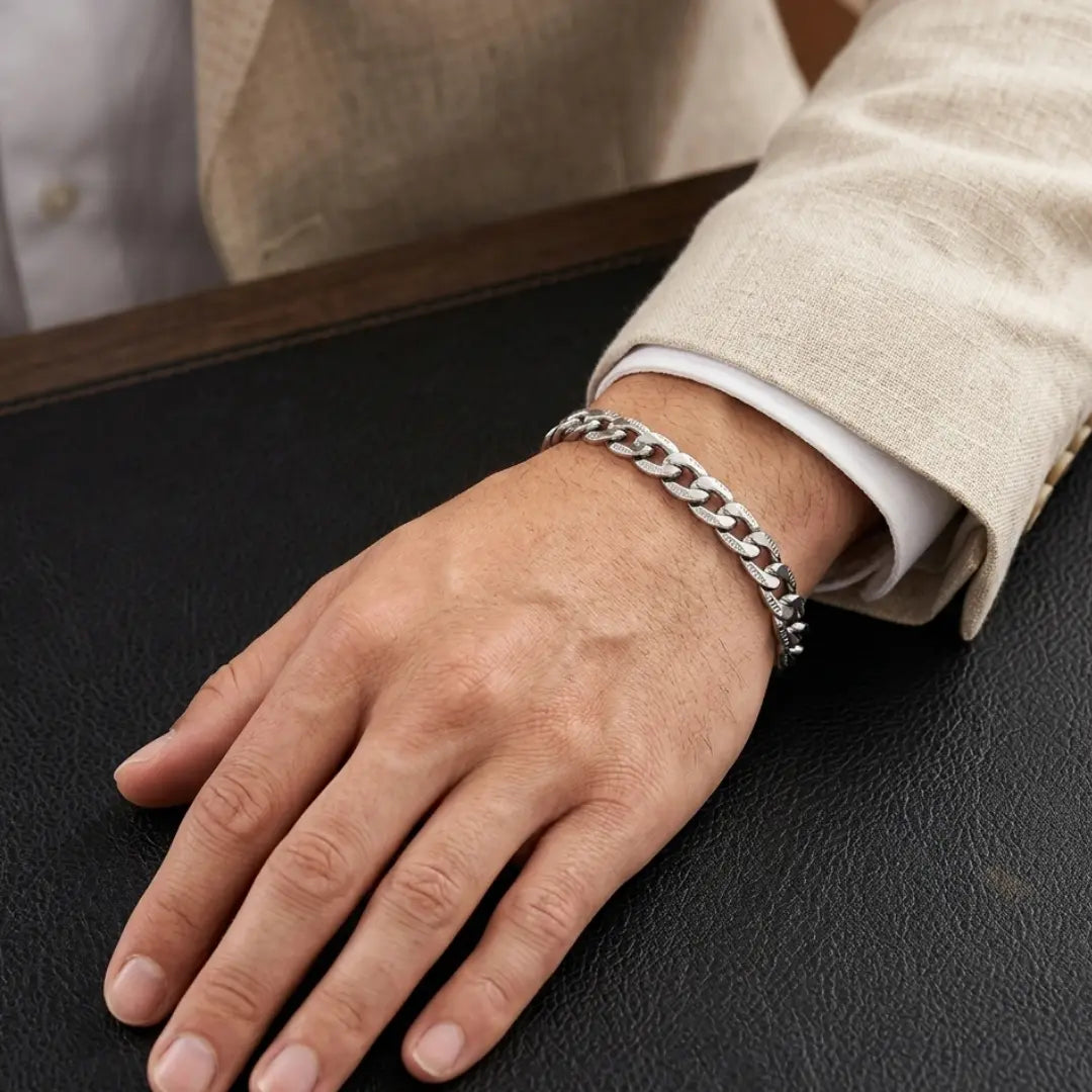 Axen Bold Bracelet